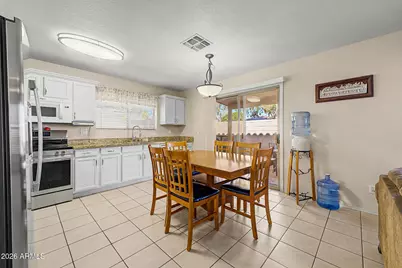 2224 E Spruce Drive, Chandler, AZ 85286 - Photo 9