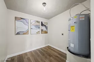 2015 E Vista Dr, Phoenix, AZ 85022 - Photo 23