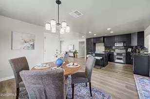 2015 E Vista Dr, Phoenix, AZ 85022 - Photo 3