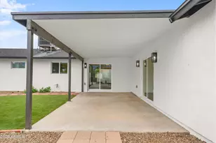 3450 E Sunnyside Dr, Phoenix, AZ 85028 - Photo 43