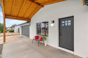 3450 E Sunnyside Dr, Phoenix, AZ 85028 - Photo 11