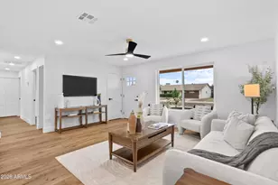 3450 E Sunnyside Dr, Phoenix, AZ 85028 - Photo 17