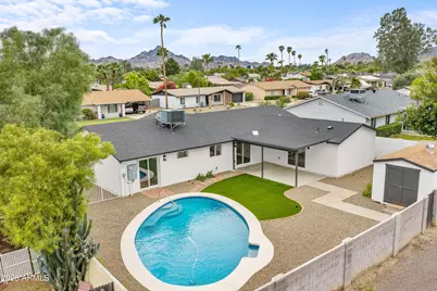 3450 E Sunnyside Drive, Phoenix, AZ 85028 - Photo 3