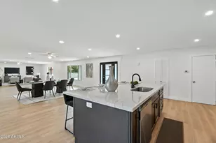 7637 N 7th Ave, Phoenix, AZ 85021 - Photo 21