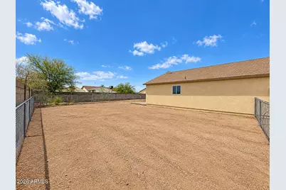 14178 S Amado Boulevard, Arizona City, AZ 85123 - Photo 15