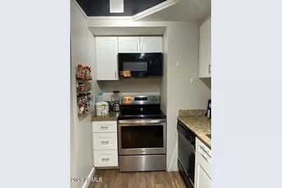 4750 N Central Avenue #3N, Phoenix, AZ 85012 - Photo 5