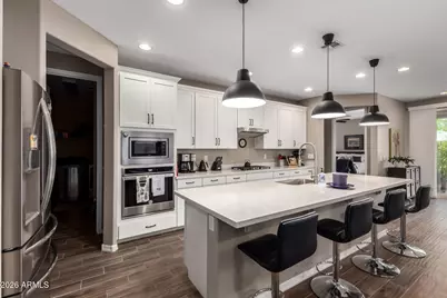 18653 W Mescal Street, Surprise, AZ 85388 - Photo 11