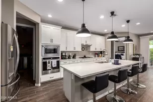 18653 W Mescal St, Surprise, AZ 85388 - Photo 11