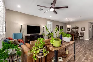18653 W Mescal St, Surprise, AZ 85388 - Photo 9
