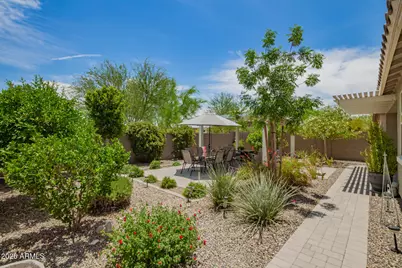 18653 W Mescal Street, Surprise, AZ 85388 - Photo 33