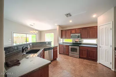 180 S Agua Fria Lane, Casa Grande, AZ 85194 - Photo 15