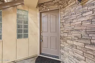 3235 E Camelback Rd, Phoenix, AZ 85018 - Photo 5