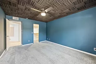 3235 E Camelback Rd, Phoenix, AZ 85018 - Photo 17