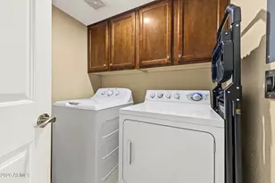 3235 E Camelback Rd, Phoenix, AZ 85018 - Photo 21