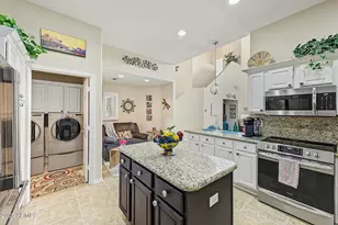 8806 E Sandtrap Ct, Gold Canyon, AZ 85118 - Photo 15