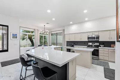 2123 E Granite View Drive, Phoenix, AZ 85048 - Photo 7