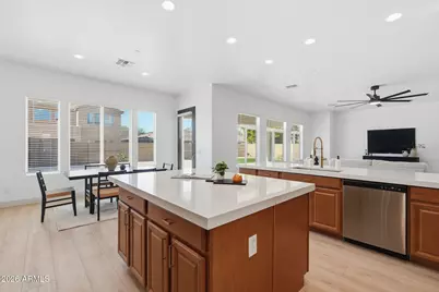 5557 W Mine Trail, Phoenix, AZ 85083 - Photo 13