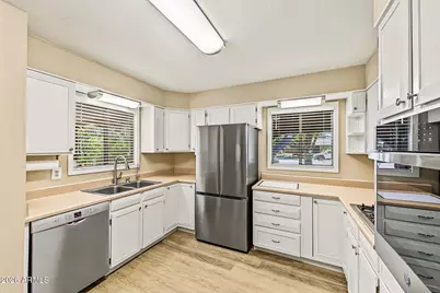 216 E 15th Street, Tempe, AZ 85281 - Photo 9