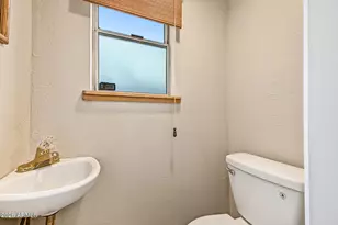 216 E 15th St, Tempe, AZ 85281 - Photo 13