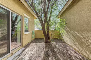 14040 W Country Gables Dr, Surprise, AZ 85379 - Photo 27