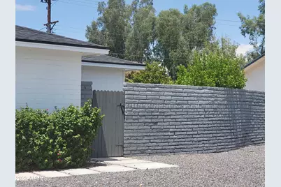 8560 E Camelback Road, Scottsdale, AZ 85251 - Photo 43
