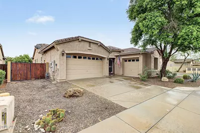 18193 W Echo Lane, Waddell, AZ 85355 - Photo 7