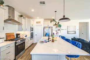 8058 W Griswold Rd, Peoria, AZ 85345 - Photo 21