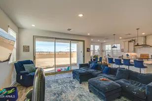 8058 W Griswold Rd, Peoria, AZ 85345 - Photo 9