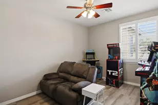 7595 W Tierra Buena Ln, Peoria, AZ 85382 - Photo 13