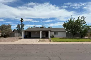 1009 W Michelle Dr, Phoenix, AZ 85023 - Photo 1