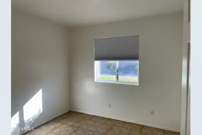 1009 W Michelle Drive, Phoenix, AZ 85023 - Photo 11