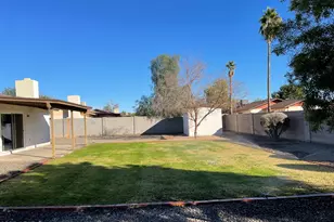 1009 W Michelle Dr, Phoenix, AZ 85023 - Photo 21
