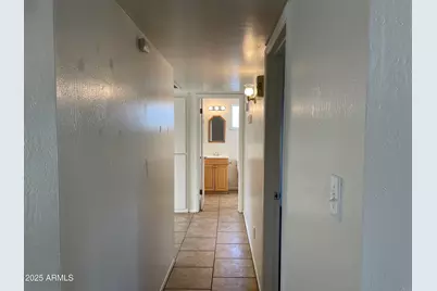 1009 W Michelle Drive, Phoenix, AZ 85023 - Photo 7