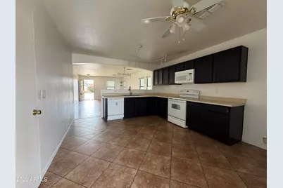 568 W Viola Street, Casa Grande, AZ 85122 - Photo 7