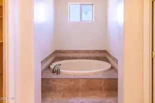 1260 S Ocotillo Dr, Wickenburg, AZ 85390 - Photo 35