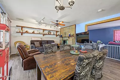 5822 W Morten Avenue, Glendale, AZ 85301 - Photo 9