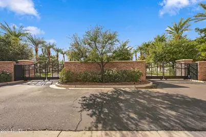 1677 E Bridgeport Parkway, Gilbert, AZ 85295 - Photo 59