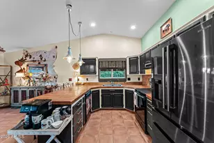 505 N Sierra Vista Dr, Wickenburg, AZ 85390 - Photo 9