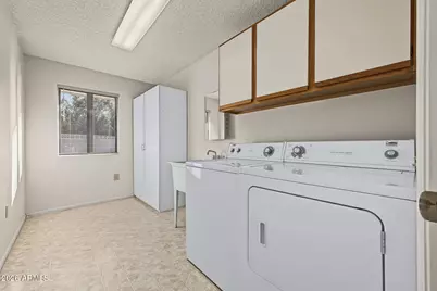 13617 W Gemstone Drive W, Sun City West, AZ 85375 - Photo 11