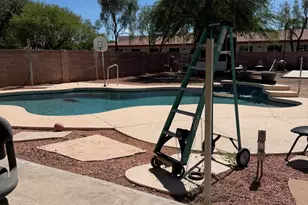3237 E Rosemonte Dr, Phoenix, AZ 85050 - Photo 3