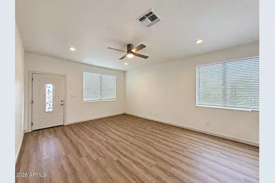 9402 W Santa Cruz Boulevard, Arizona City, AZ 85123 - Photo 7