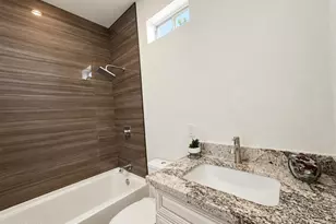 9402 W Santa Cruz Blvd, Arizona City, AZ 85123 - Photo 13