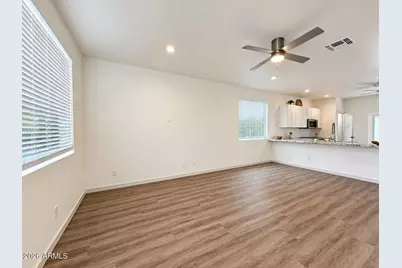 9402 W Santa Cruz Boulevard, Arizona City, AZ 85123 - Photo 5