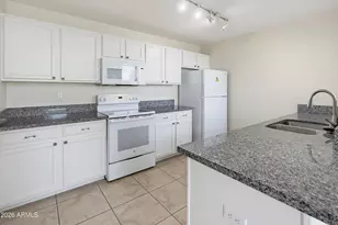 11260 N 92nd St, Scottsdale, AZ 85260 - Photo 3