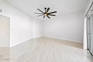 16871 N 103rd Ave, Sun City, AZ 85351 - Photo 11