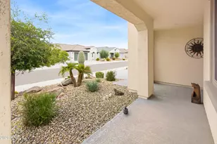 27391 W Wahalla Ln, Buckeye, AZ 85396 - Photo 5