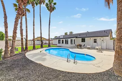 9229 N 40th Drive, Phoenix, AZ 85051 - Photo 1