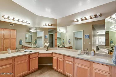 19453 N 83rd Drive, Peoria, AZ 85382 - Photo 9