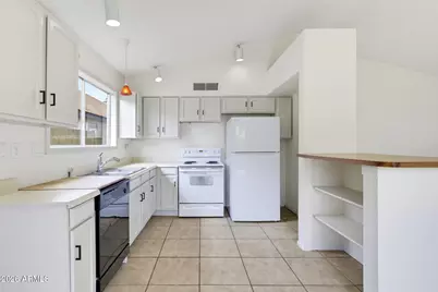 5225 W Boston Way N, Chandler, AZ 85226 - Photo 13
