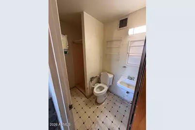 4415 N 56th Drive, Phoenix, AZ 85031 - Photo 11